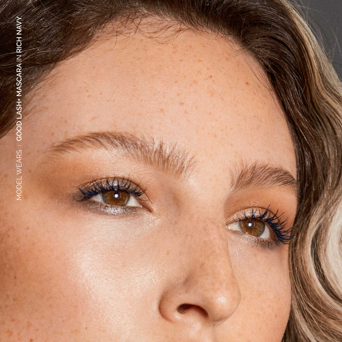 Good Lash + Mascara - Makeup - Fitglow Beauty - GoodLashMascara_lifestyle_RICHNAVY_03_B2B - The Detox Market | Navy