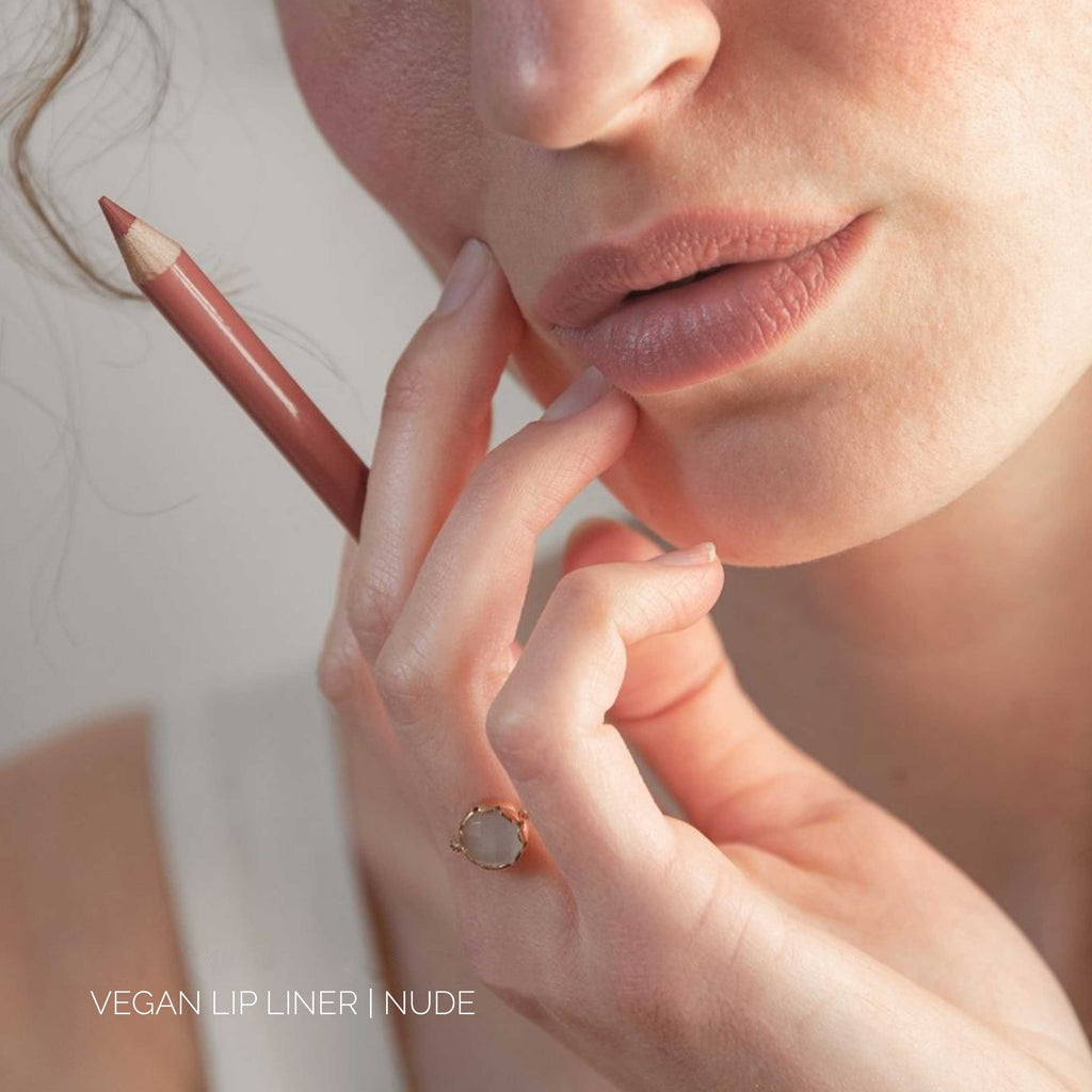 Fitglow Beauty-Vegan Lip Liner-Makeup-Nude_lifestyle_B2B-The Detox Market | 