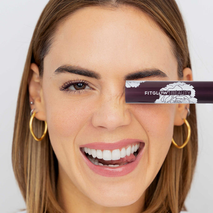 Fitglow Beauty-Plum Lash Primer-Makeup-PlumLashPrimer_lifestyle_01_0188a87b-a9b4-4a75-8011-fc3230f47d39-The Detox Market | 