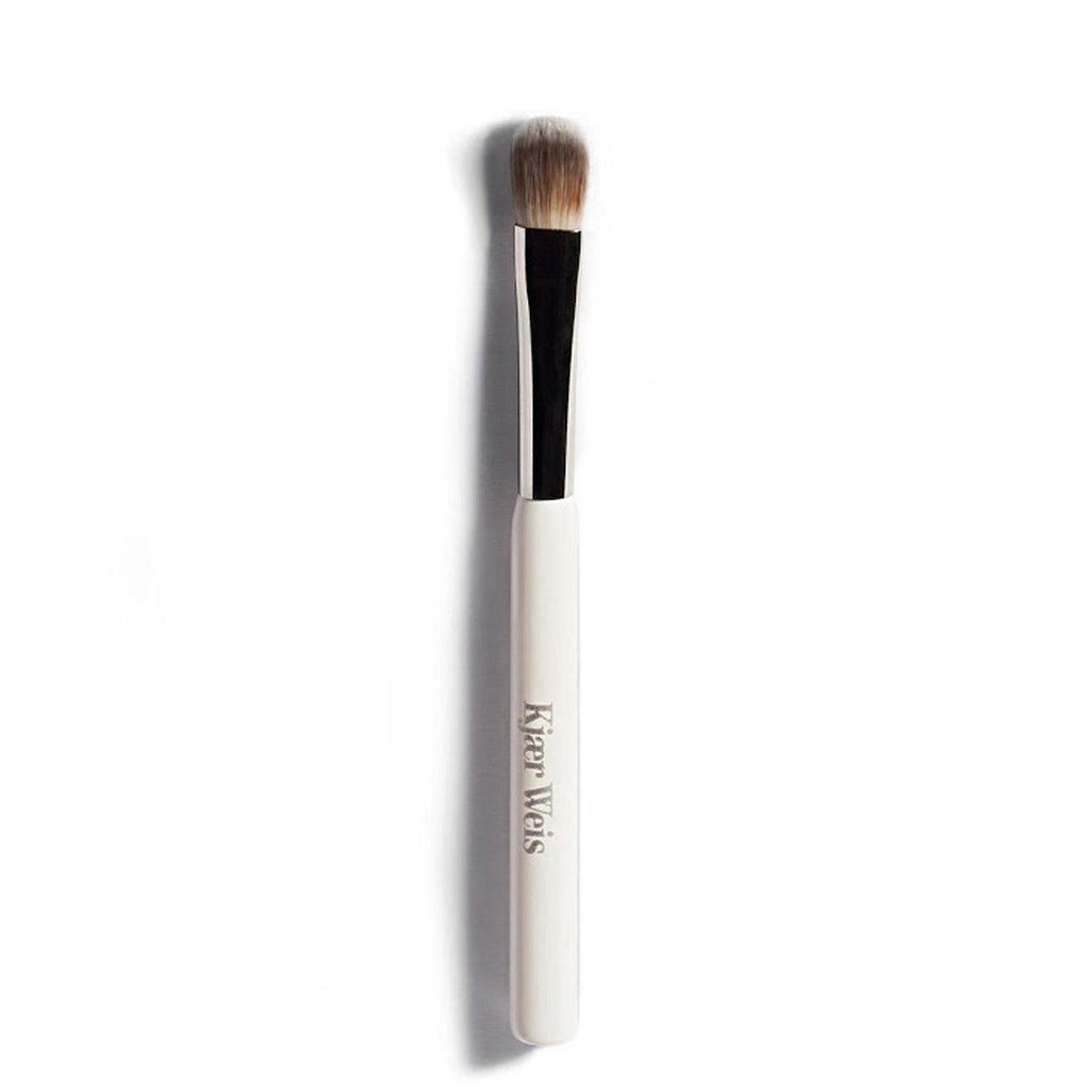 Kjaer Weis-Cream Eye Shadow Brush-Makeup-creamblush-The Detox Market | 