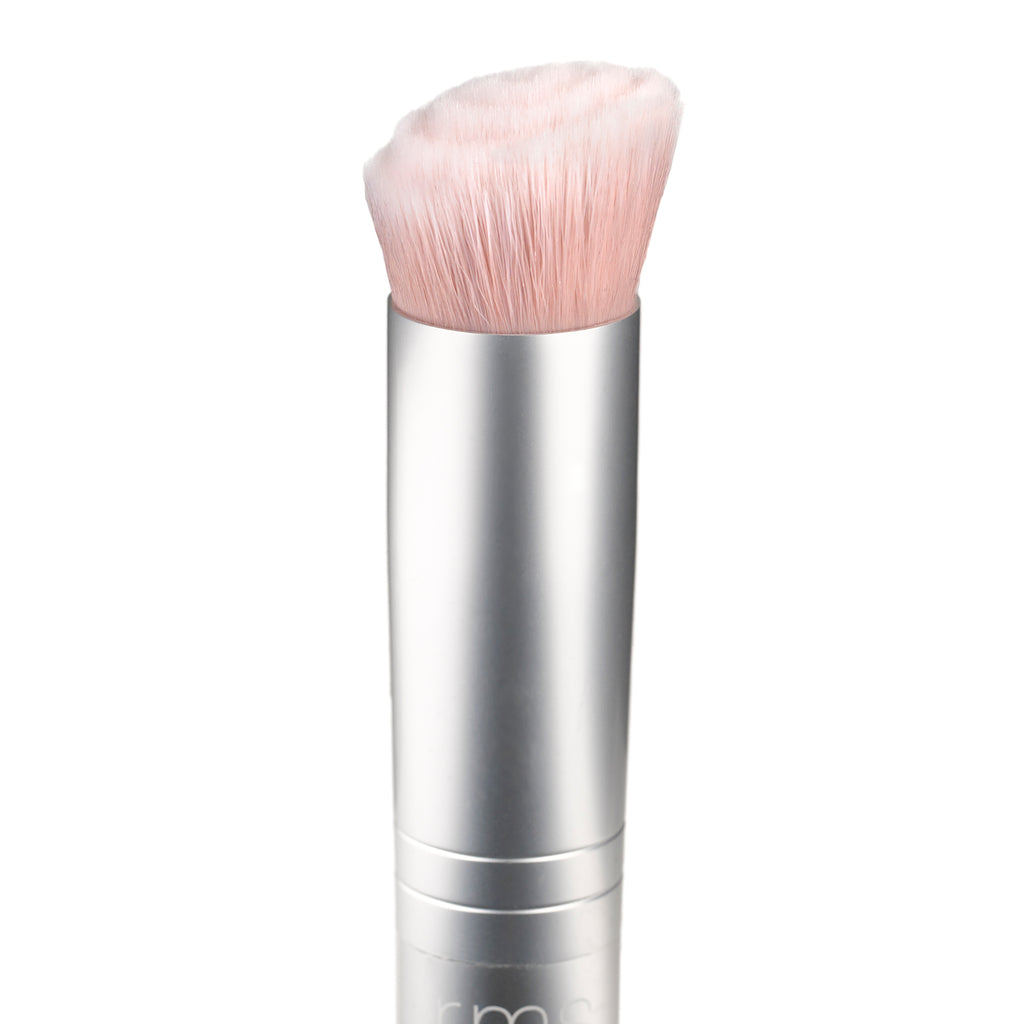 RMS Beauty-Skin2Skin Foundation Brush-Makeup-02.RMS_S2SF_816248020416_DETAIL-The Detox Market | 