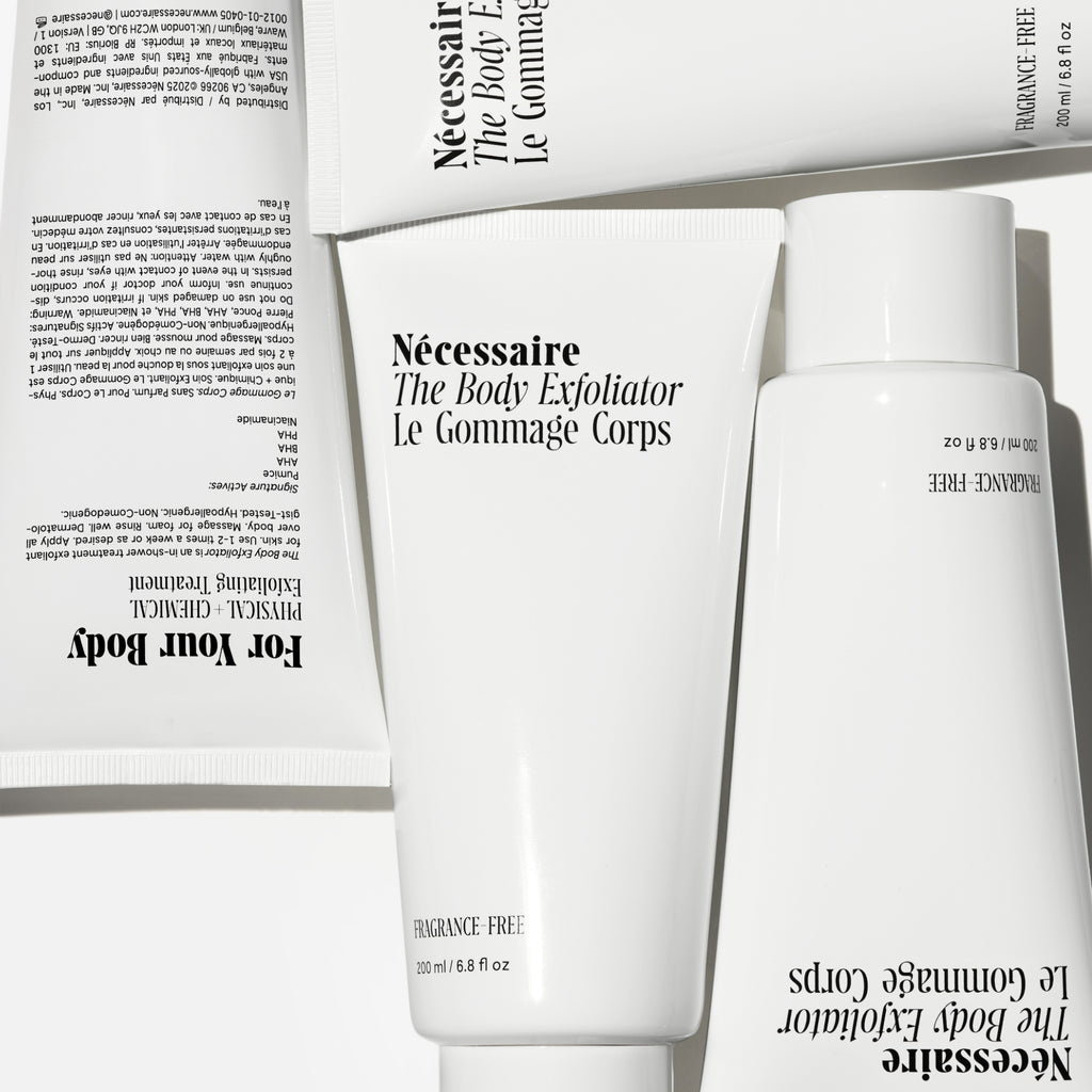 Nécessaire-The Body Exfoliator - Fragrance-Free-Body-03_NECESSAIRE_PDP_THEBODYEXFOLIATORFRAGRANCE-FREE_FLATLAY-The Detox Market | 