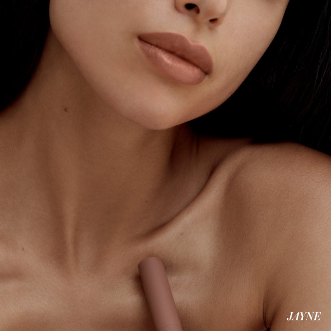 RMS Beauty-Nude Legendary Serum Lipstick-Makeup-05.LEGENDARY-NUDES-JAYNE_MODEL-The Detox Market | Jayne