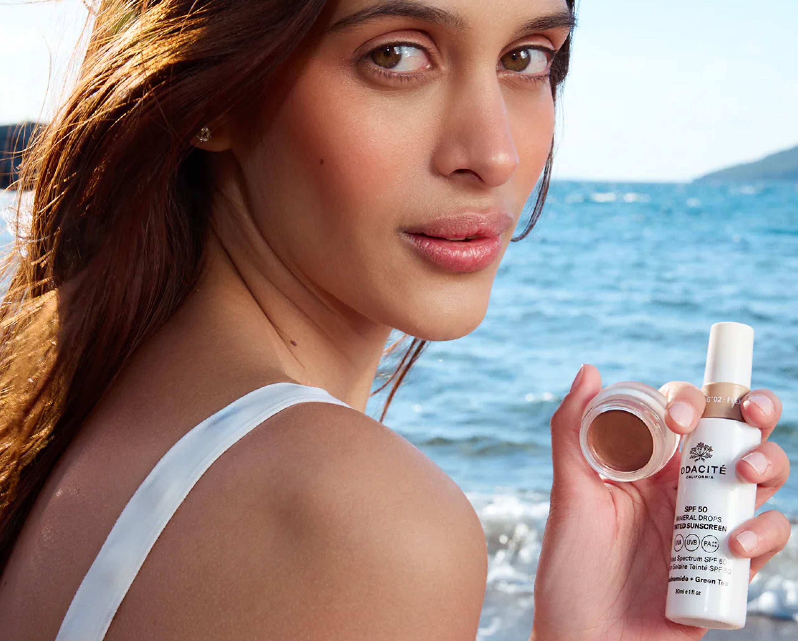 Hurraw! Organic and Vegan Moon Lip Treatment Balm – The Detox