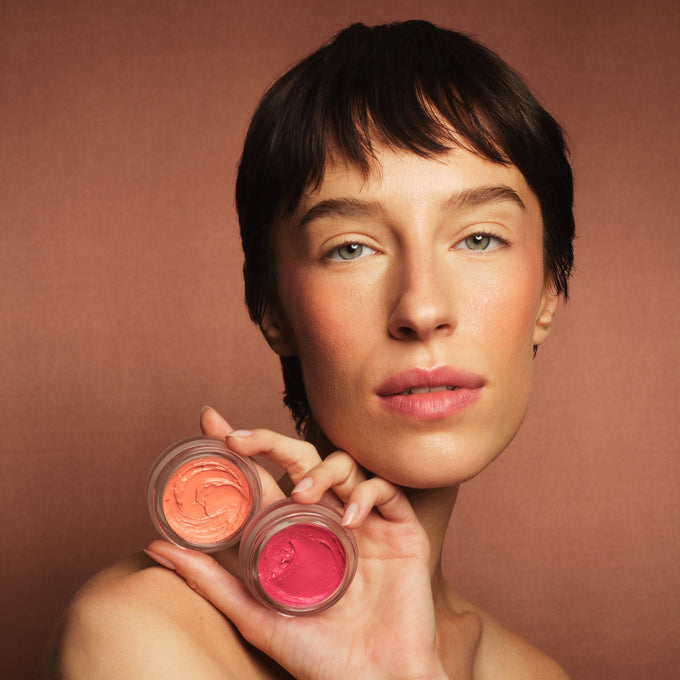 Goop-Colorblur Glow Balms-Makeup-2709491_2709483_GOOPBEAUTY_COLORBALMS_SLIPPERANDVENUS-The Detox Market | Slipper - creamy peach