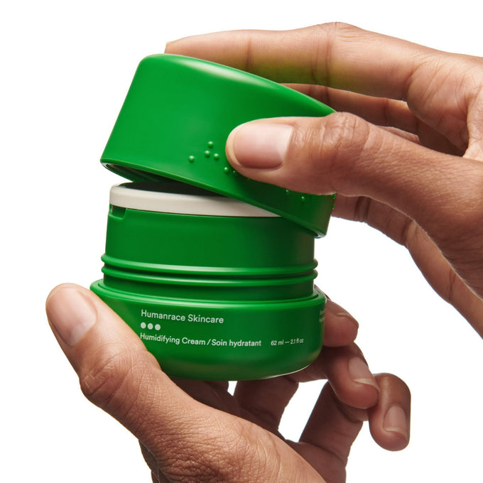 Humanrace-Humidifying Cream-Skincare-5.ProductinHand_cbcc7c99-8a97-437a-bb8d-d037257c7eff-The Detox Market | 