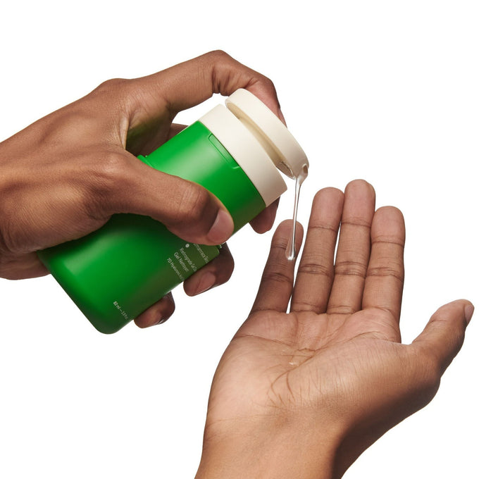 Humanrace-Retrograde Gel Cleanser-Skincare-6.ProductinUse_d9b8bc75-0886-42e9-9d67-b96d887ead44-The Detox Market | 