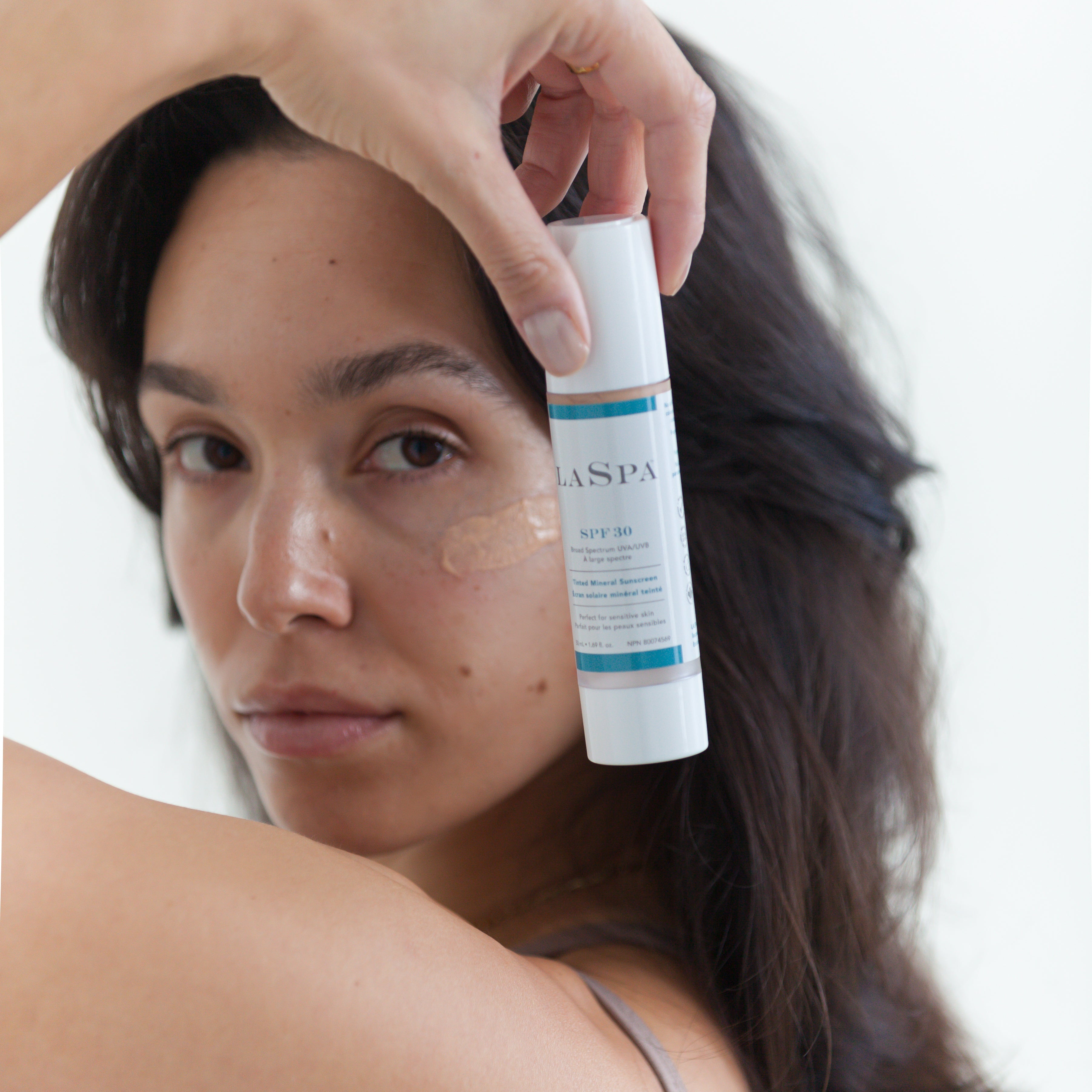 Spf30 Tinted
Mineral Sunscreen