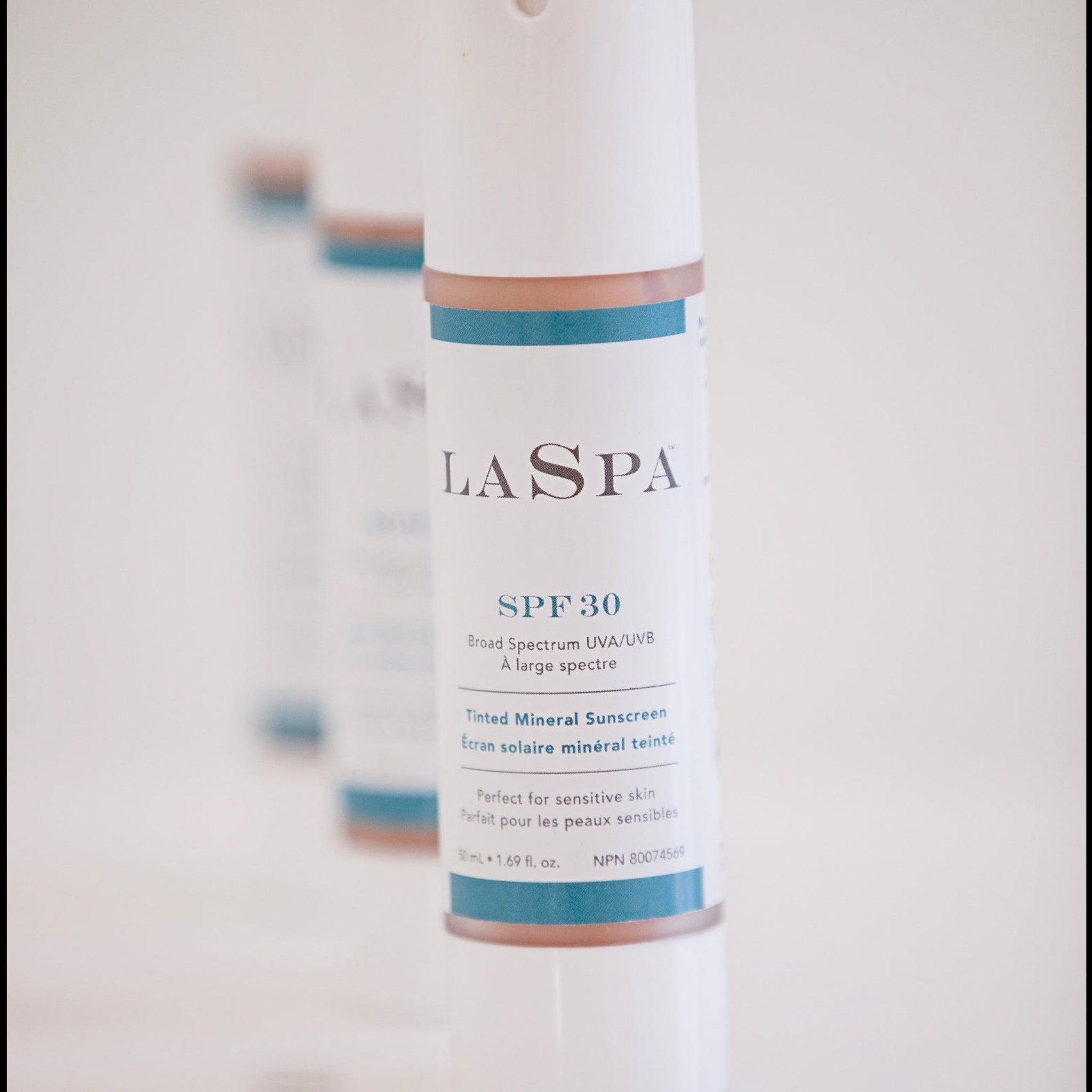 Spf30 Tinted
Mineral Sunscreen