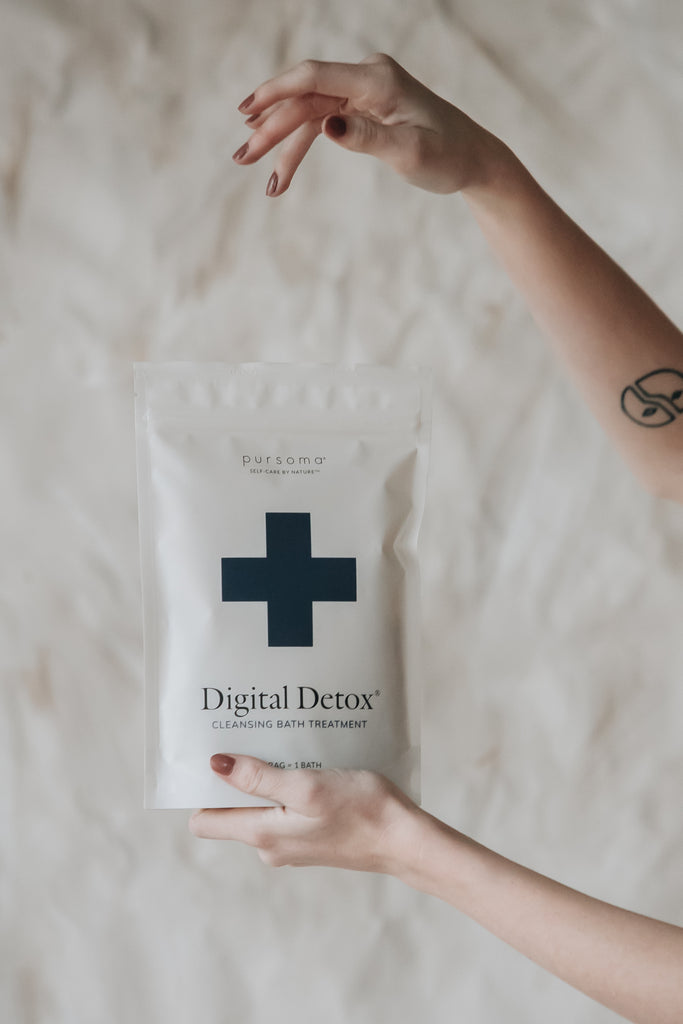 Pursoma-Digital Detox Bath-Body-DigitalDetoxArmSILO10-The Detox Market | Digital Detox Bath