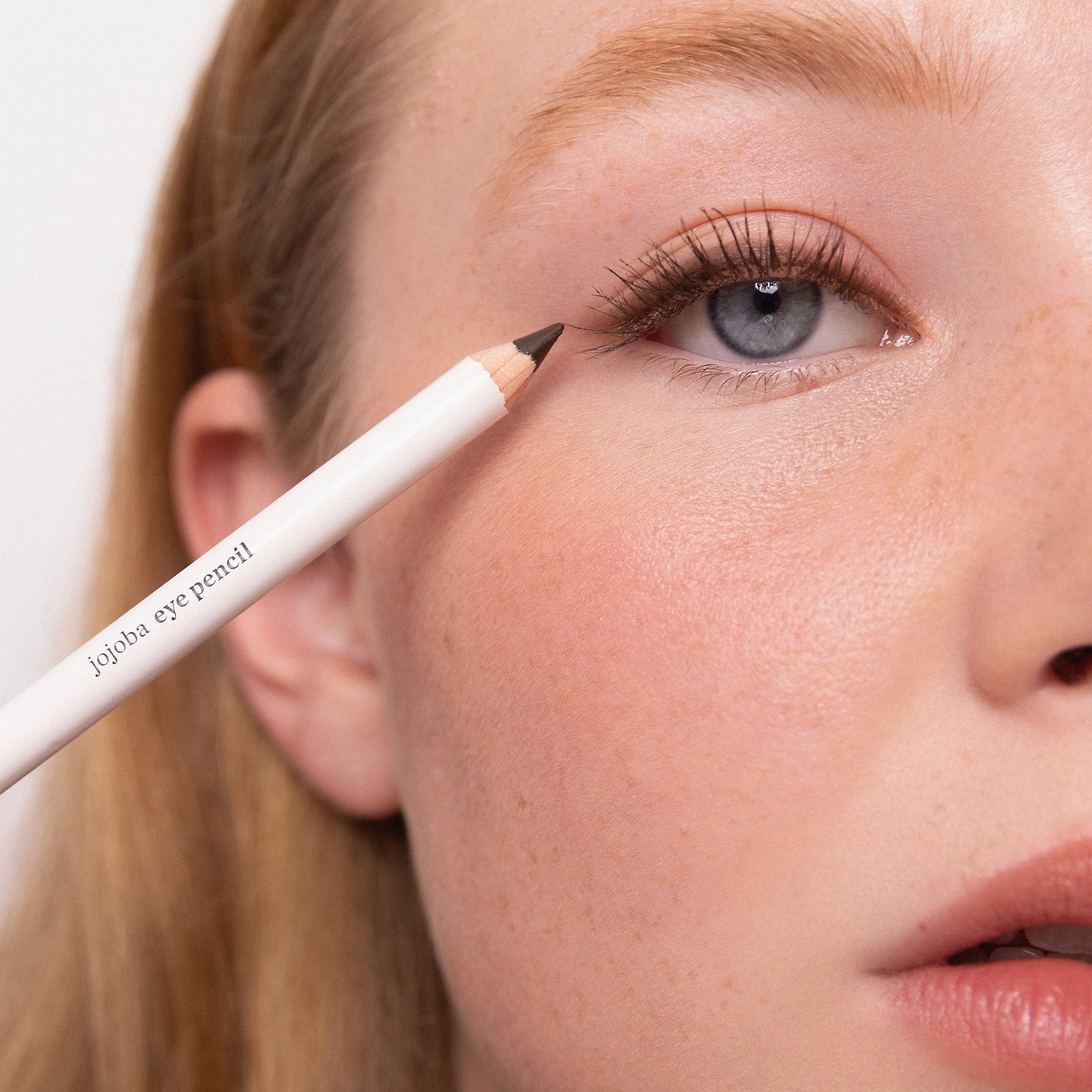 Ere Perez-Jojoba Eye Pencil-Makeup-ErePerez-JojobaEyePencil-Earth-SQ-20005-The Detox Market | 