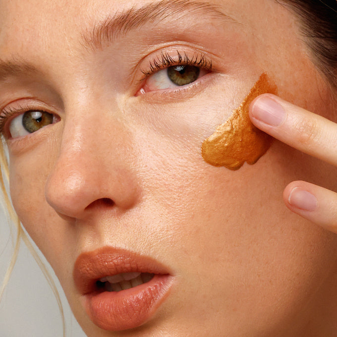 Ere Perez-Peach Gel Bronze Drops-Makeup-ErePerez-PeachGelBronzeDrops-1080x1080-WEB8-The Detox Market | 