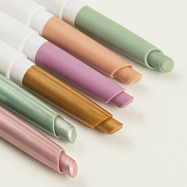 ILIA-Eye Stylus Shadow Stick-Makeup-Eye_Stylus_STILL_1_2000x2000_05f2dbae-747a-4487-8f37-3f4fd4b7a8e6-The Detox Market  | Always