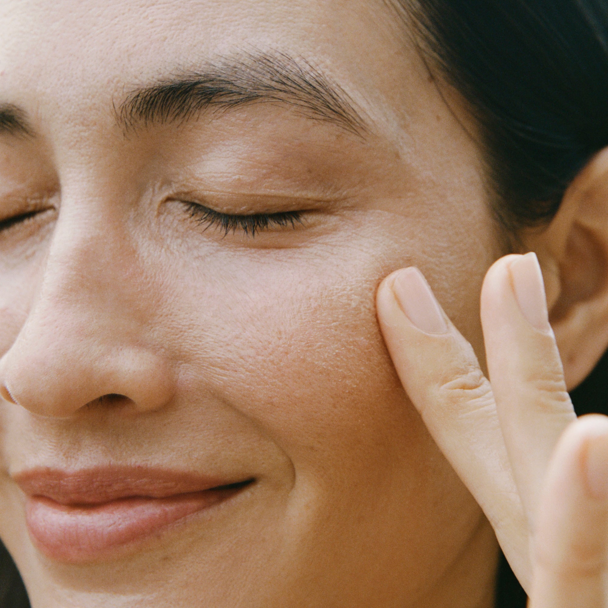 Ursa Major-Forest Alchemy Eye Cream-Skincare-Forest-Alchemy-Eye-Cream-05a_92158df3-a022-4992-a68b-b295a94c9968-The Detox Market | 