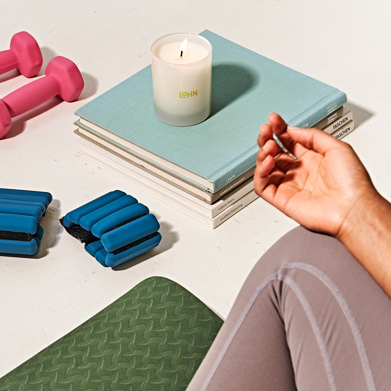 Lohn-ZIMA Candle-Home-LOHNZIMACandleLifestyleSquare-The Detox Market | 