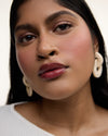 Wonderblush-La Laque Tinted Lip Oil-Makeup-LaLaque-ModelDarkSkin-Bordeaux_242a3f51-0954-43f7-b893-ed141cbef151-The Detox Market | 
