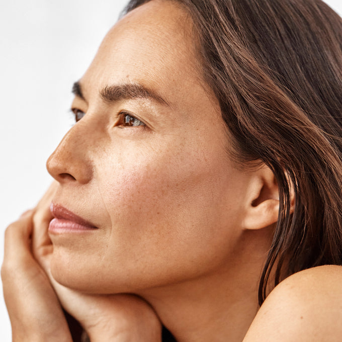 True Botanicals-Deep Repair Eye Serum-Skincare-Model_DeepRepairEyeSerum_2048x2048_8dd671be-38a8-4471-b393-7557e7060b1e-The Detox Market | 