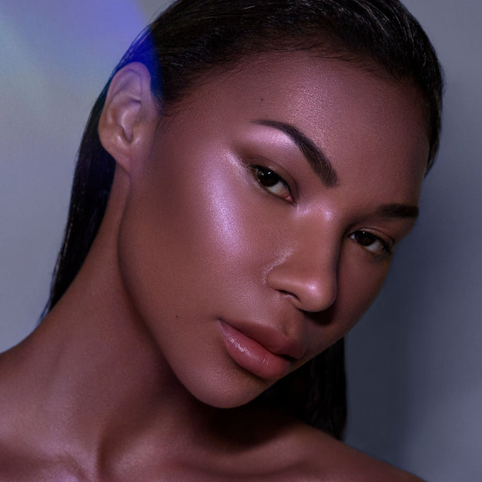 Rituel de Fille-Creature Of Light Full-Face Serum Illuminator-Makeup-RitueldeFille-CreatureofLight-MoonlitCreature51-1-Model-2048px-The Detox Market | Moonlit Creature