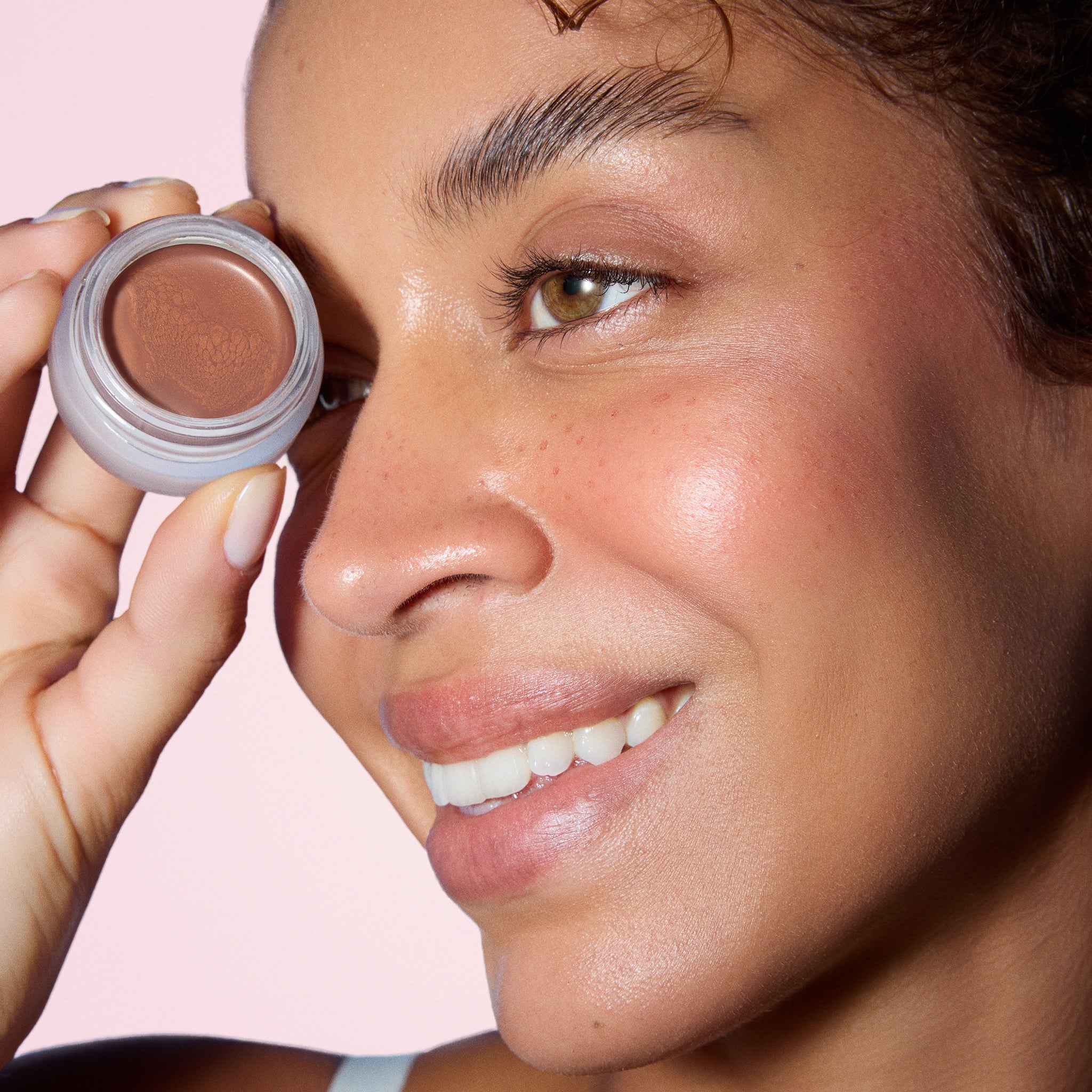 The Detox Market-Spf 50 Color Balm-Makeup-SPF50ColorBalm-BronzeJolie-Model-The Detox Market | Bronze Jolie - Warm caramel with bronze luminescence