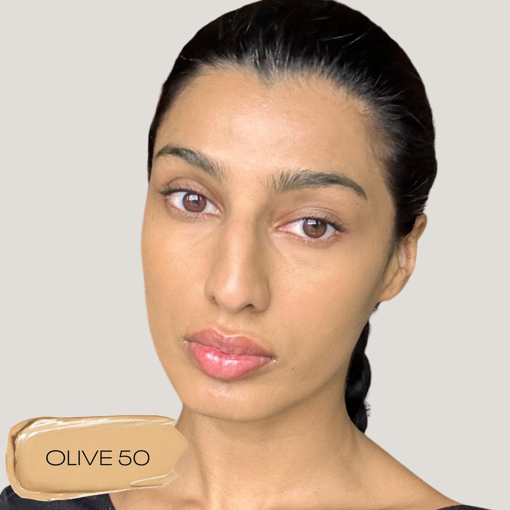 MOB Beauty-Blurring Ceramide Cream Foundation-Makeup-03_PDP_MOBBEAUTY_BCCF_OLIVE50_LIFESTYLE-The Detox Market | 