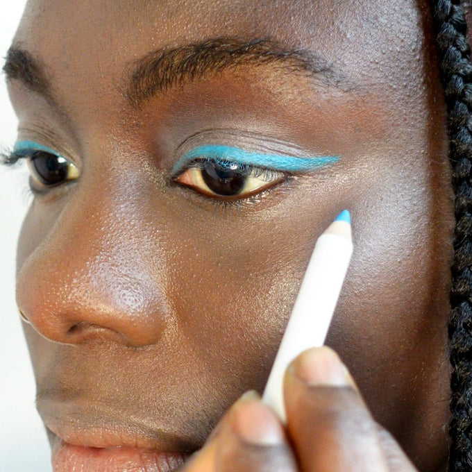 Ere Perez-Jojoba Eye Pencil-Makeup-ErePerez-JojobaEyePencil-640x960-Cerulean22-The Detox Market | Cerulean