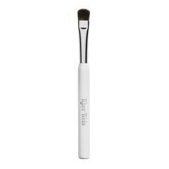 Kjaer Weis-Soft Brush-Makeup-Kjaer_Weis-Make_Up_Brush-Soft_Brush_medium_94df5c1d-7b27-45ba-9b7d-e9f752c7626b-The Detox Market | Soft Brush