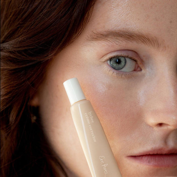 Lychee Crème Corrector - Makeup - Ere Perez - ere-perez-Poppy-step3-05 - The Detox Market | Uno – Alabaster Sand